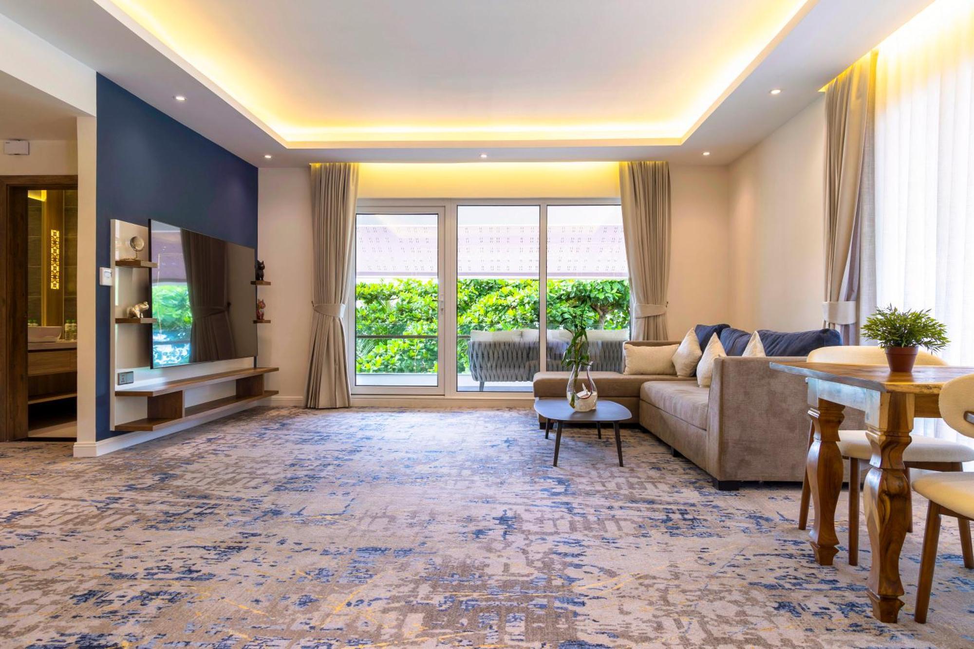 ควีนโก โฮเต็ลแอนด์กาสิโน Hotel สีหนุวิลล์ ภายนอก รูปภาพ