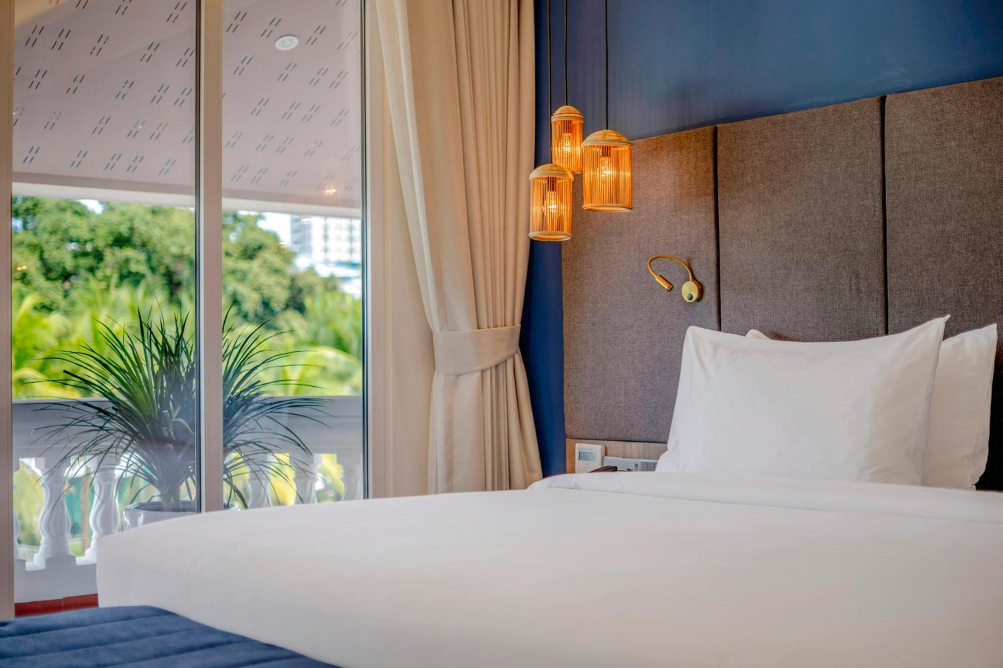 ควีนโก โฮเต็ลแอนด์กาสิโน Hotel สีหนุวิลล์ ภายนอก รูปภาพ